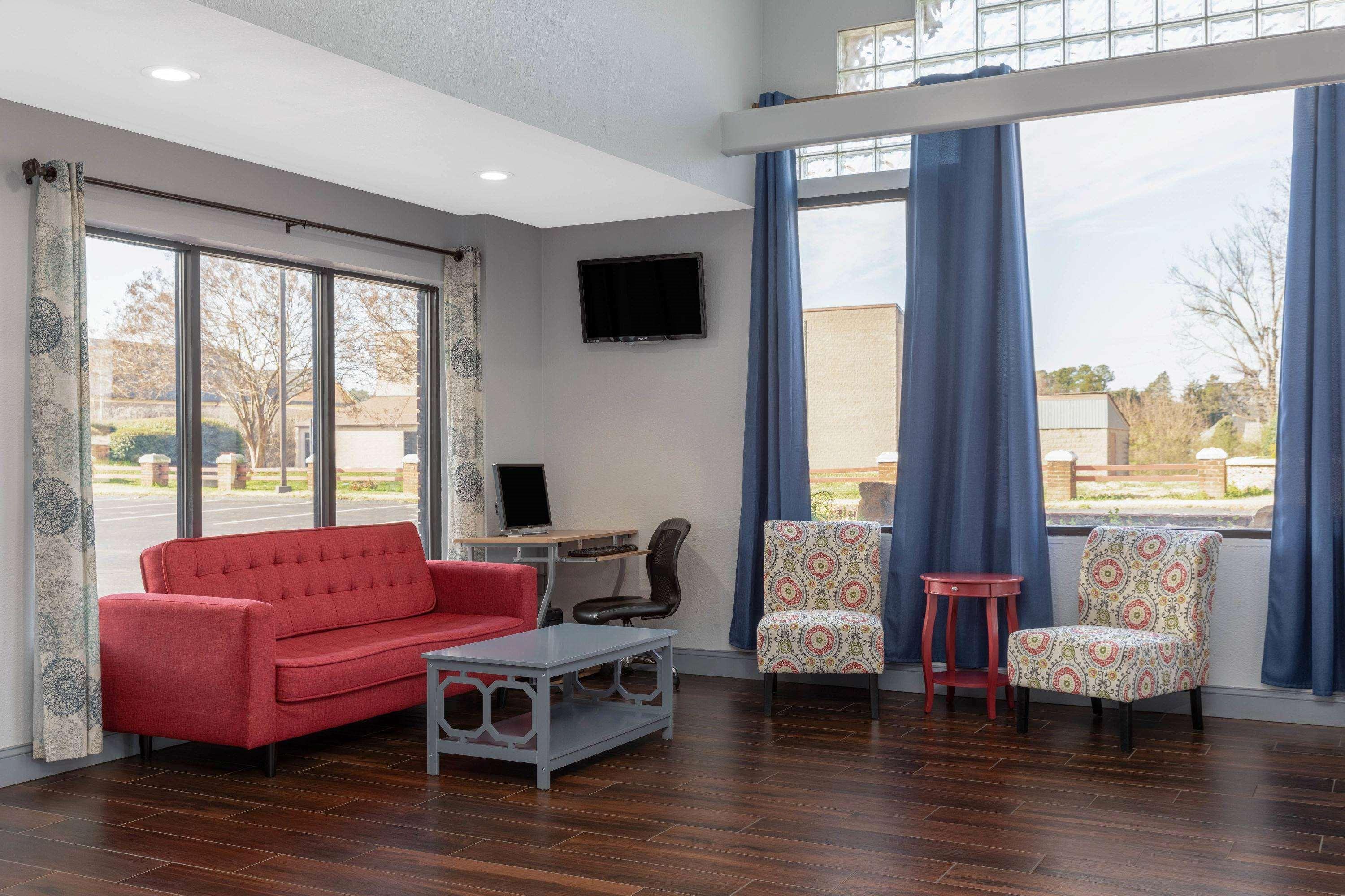 Microtel Inn By Wyndham Lake Norman Cornelius Exteriör bild